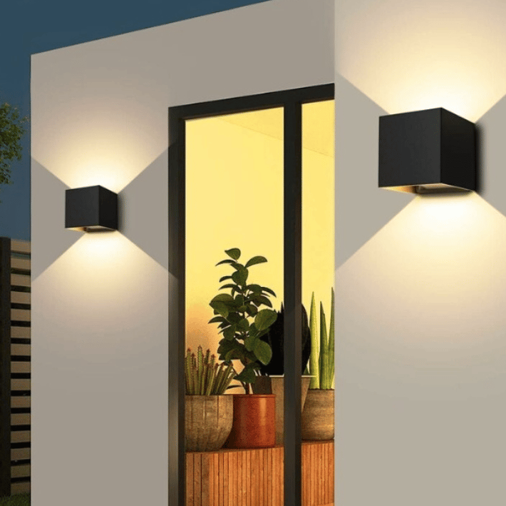 LYVRYN - Applique murale extérieure LED étanche IP65, éclairage directionnel moderne avec silhouette carrée pour jardin et terrasse