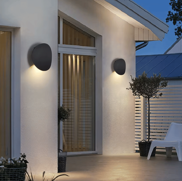 ETHOS - Applique murale extérieure LED étanche IP65, résistante et élégante pour jardin et terrasse