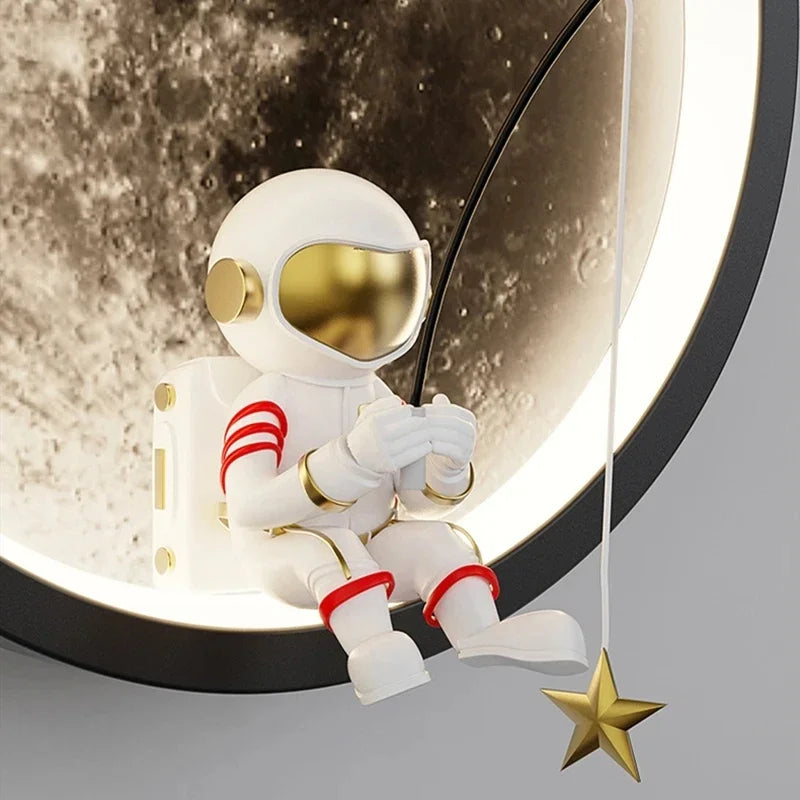 ASTERA - Applique Murale Chambre Enfant, ludique en forme d'astronaute et lune, éclairage magique et féérique