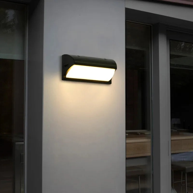 VETRA - Applique murale extérieure avec détecteur de mouvement intégré, lumière LED pour entrée ou jardin