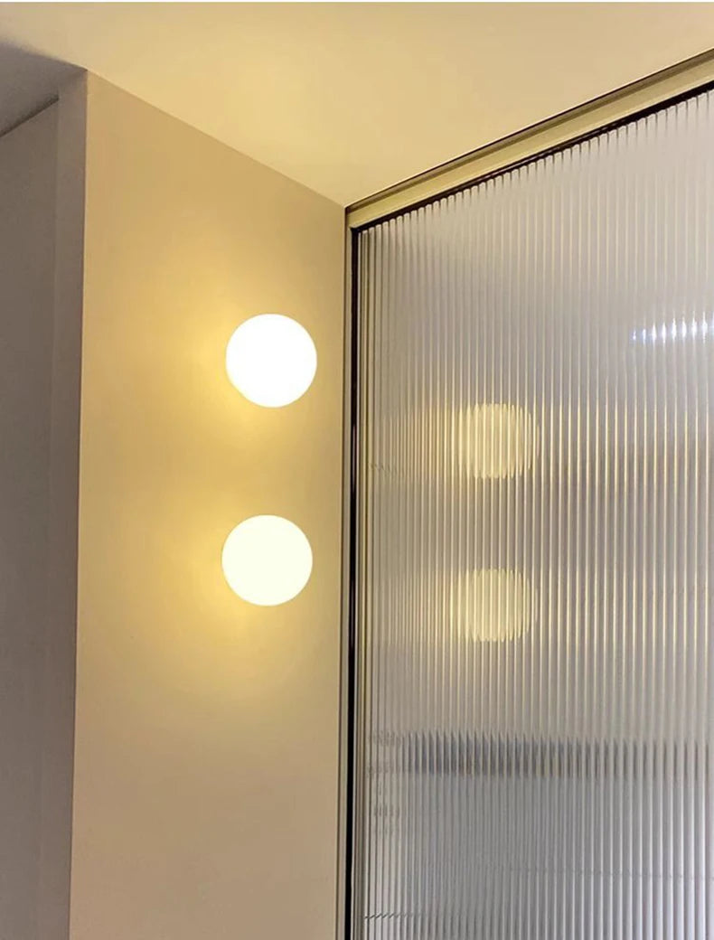 FENYRA - Applique murale LED étanche IP54, boule au design minimaliste et moderne pour salle de bain